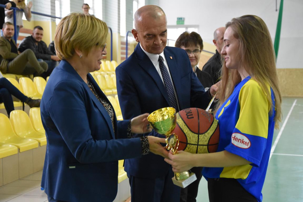 Grali o Puchar Przewodniczącego Rady Powiatu [zdjęcia]