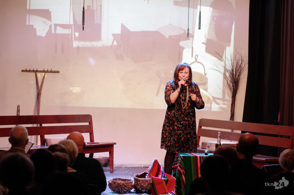 Wideo: Przedstawienie pełne folkloru w Domu Kultury