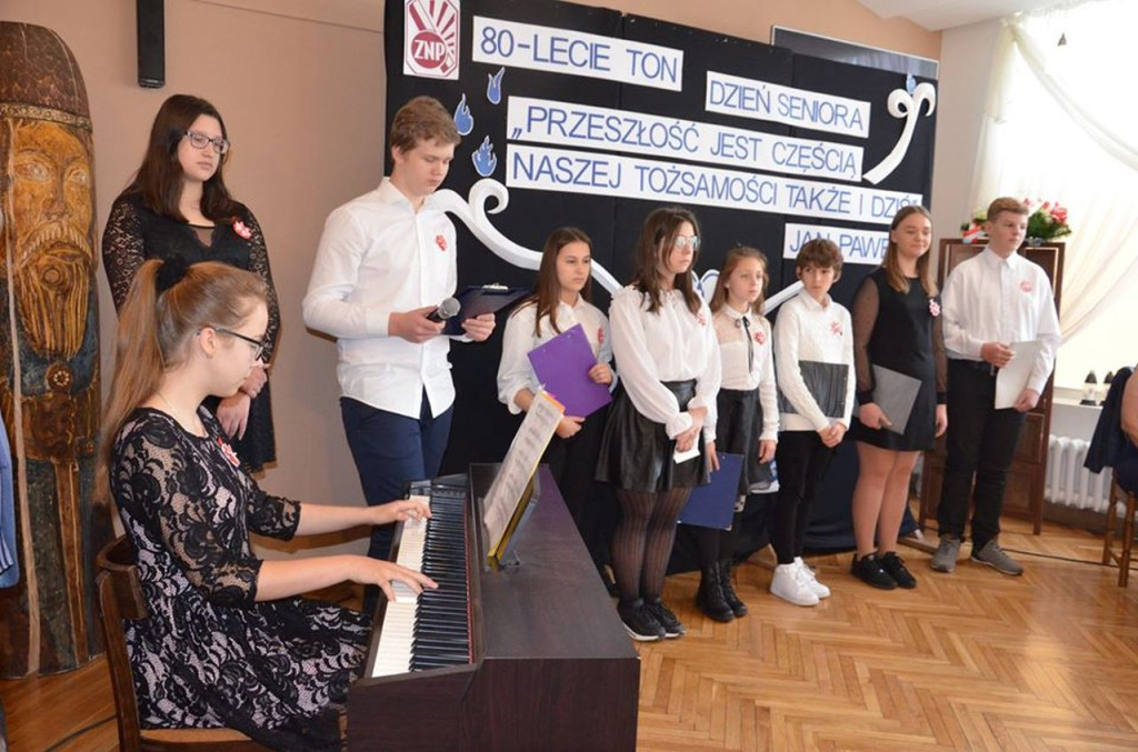 W Stąporkowie obchodzili dwie ważne uroczystości jednocześnie [zdjęcia]