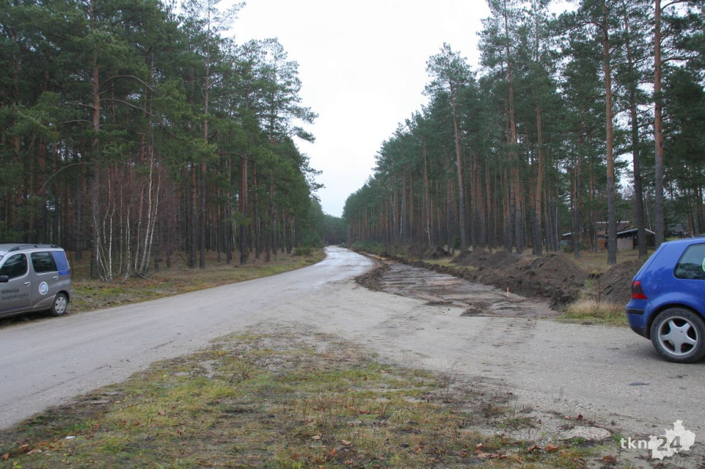 Rozpoczęli prace nad ulicą Jarzębinową w Sielpi! [wideo, zdjęcia]