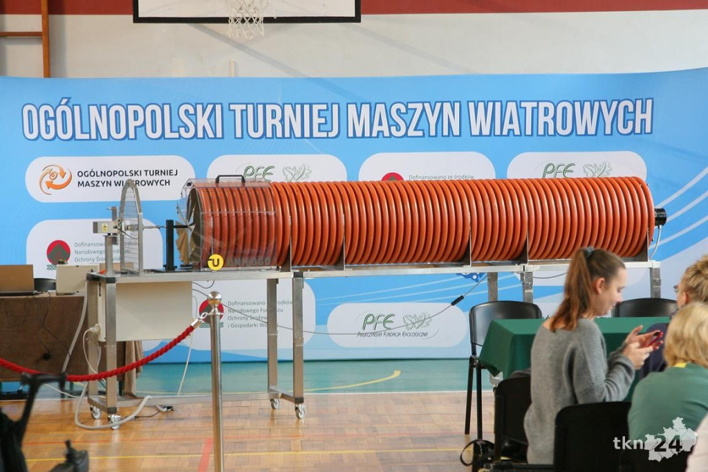 Maszyny Wiatrowe znów królowały w Mechaniku. ZSP 1 z patronatem Politechniki   [wideo, zdjęcia]