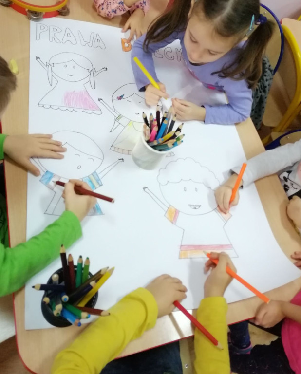 Przedszkolaki obchodziły Międzynarodowy Dzień Praw Dziecka! [zdjęcia]