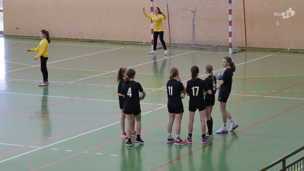 Przygotowania i start sezonu młodziczek Olimpii Końskie [wideo, zdjęcia]