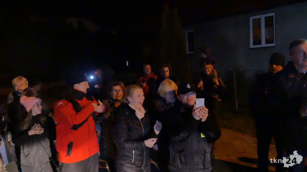 OSP Modliszewice ma nowy wóz! Powitanie było efektowne! [wideo, zdjęcia]