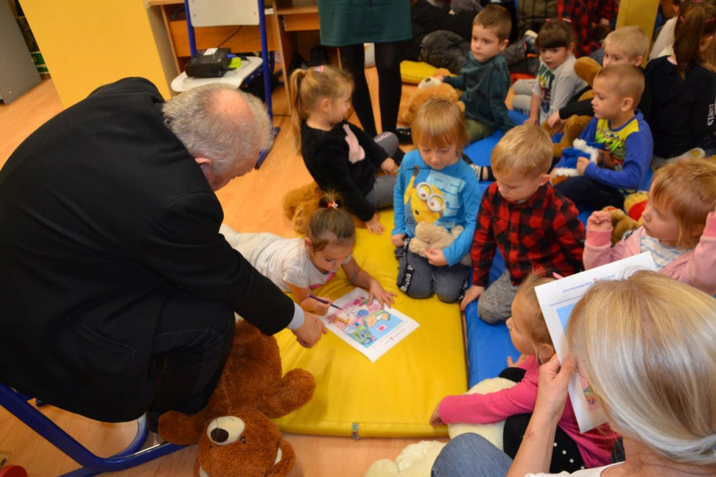 Najmłodsi w Rogowie obchodzili Światowy Dzień Pluszowego Misia! [zdjęcia]