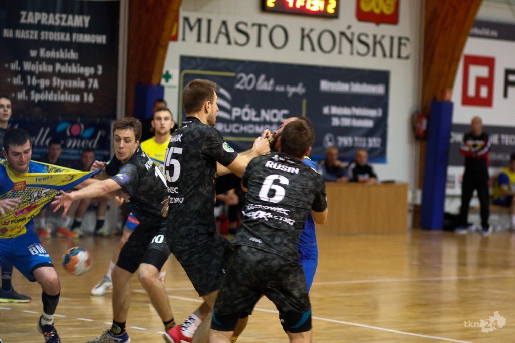 WIDEO: KSSPR Końskie - KSZO Odlewnia Ostrowiec Św. 34:31