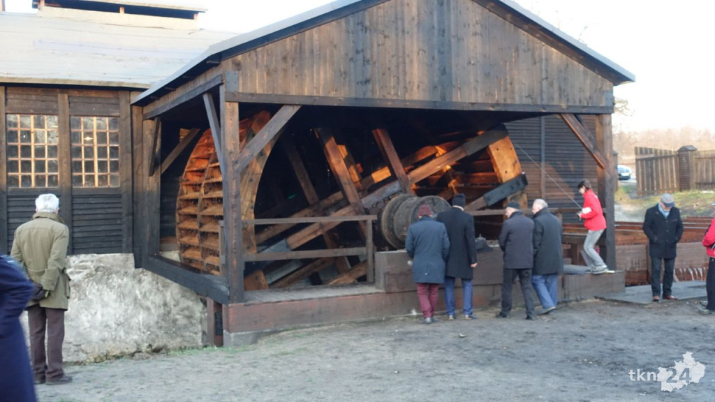 Maleniec na nowo! Fabryka znów pracuje i robi ogromne wrażenie! [wideo, zdjęcia]