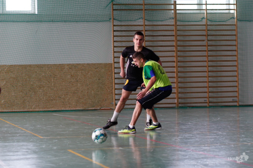 Ruszyła Miejska Liga Futsalu w Stąporkowie [zdjęcia, wideo]