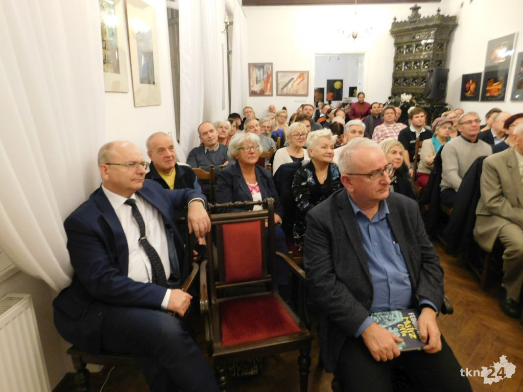 Pełne humoru i satyry spotkanie autorskie Jacka Fedorowicza [wideo, zdjęcia]
