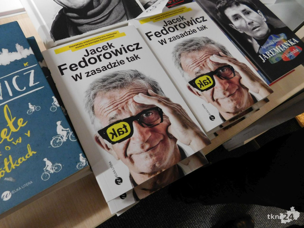 Pełne humoru i satyry spotkanie autorskie Jacka Fedorowicza [wideo, zdjęcia]