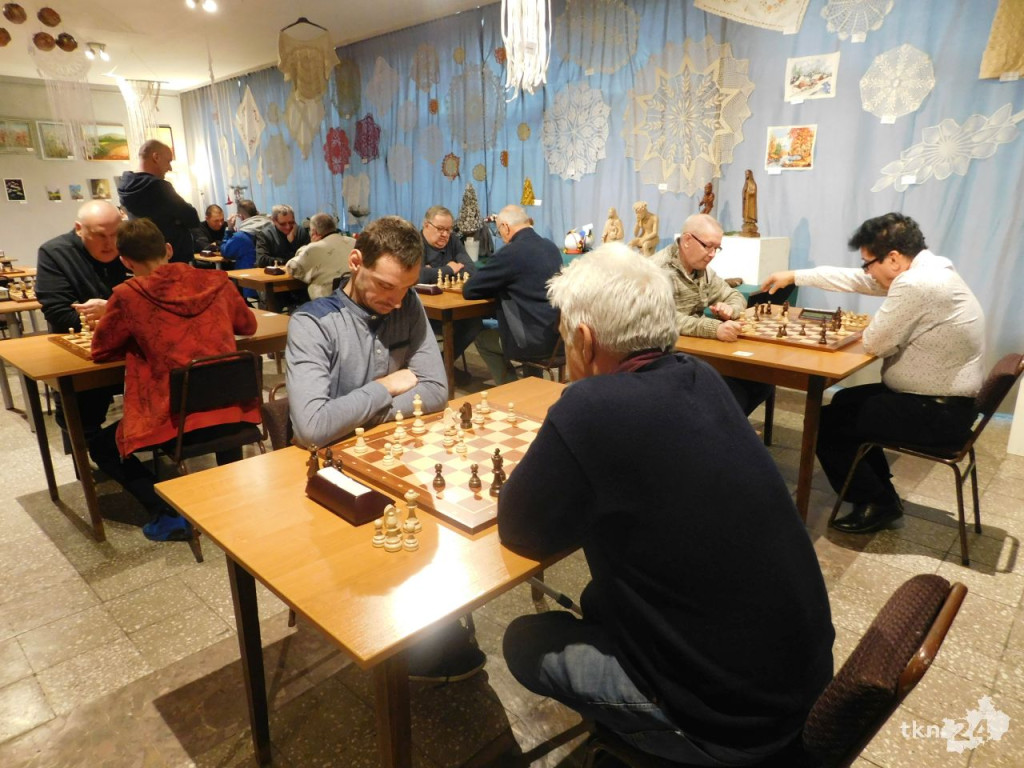 Mistrz Szachownicy 2019. Turniej Szachowy o Puchar Burmistrza Stąporkowa [zdjęcia]