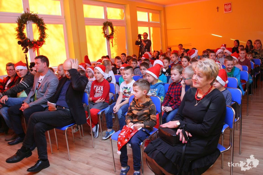 Mikołajki w Rudzie Malenieckiej z myślą o zwierzętach [wideo, zdjęcia]