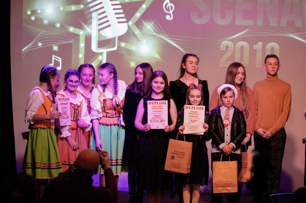 Kunszt wokalny i plastyczny na XXIII Przeglądzie Form Estradowych Scena 2019