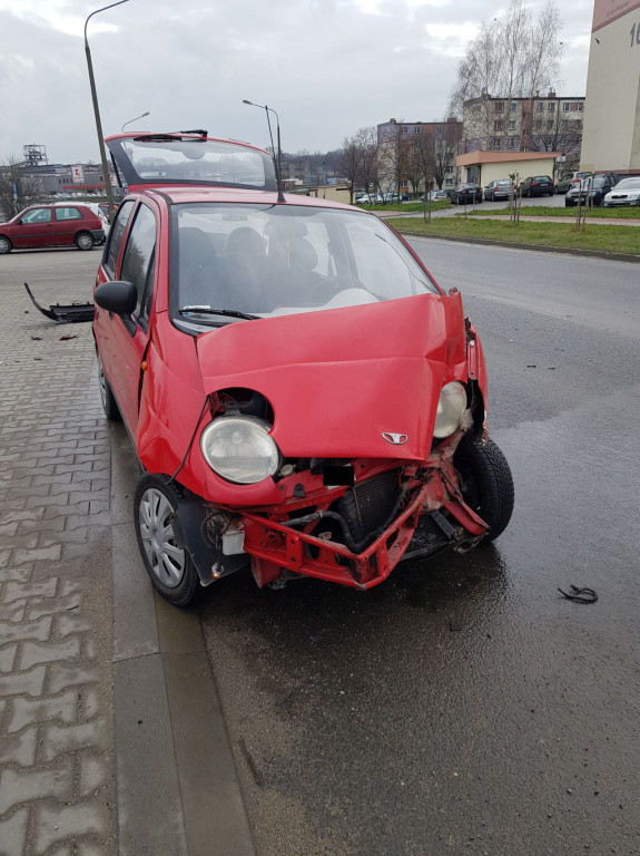Końskie: Zderzenie dwóch aut na Armii Krajowej [zdjęcia, wideo]