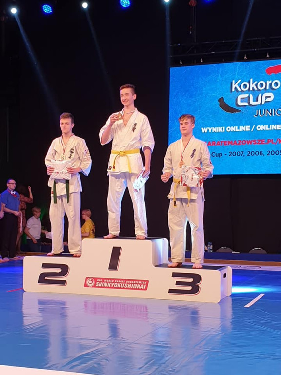 Osiem medali Koneckiego Klubu Karate na prestiżowym Kokoro Cup! [zdjęcia]