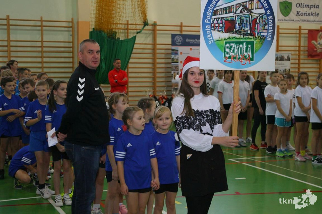 To już siedemnasty taki turniej! Za nami Mikołajkowe zmagania w Końskich! [wideo, zdjęcia]