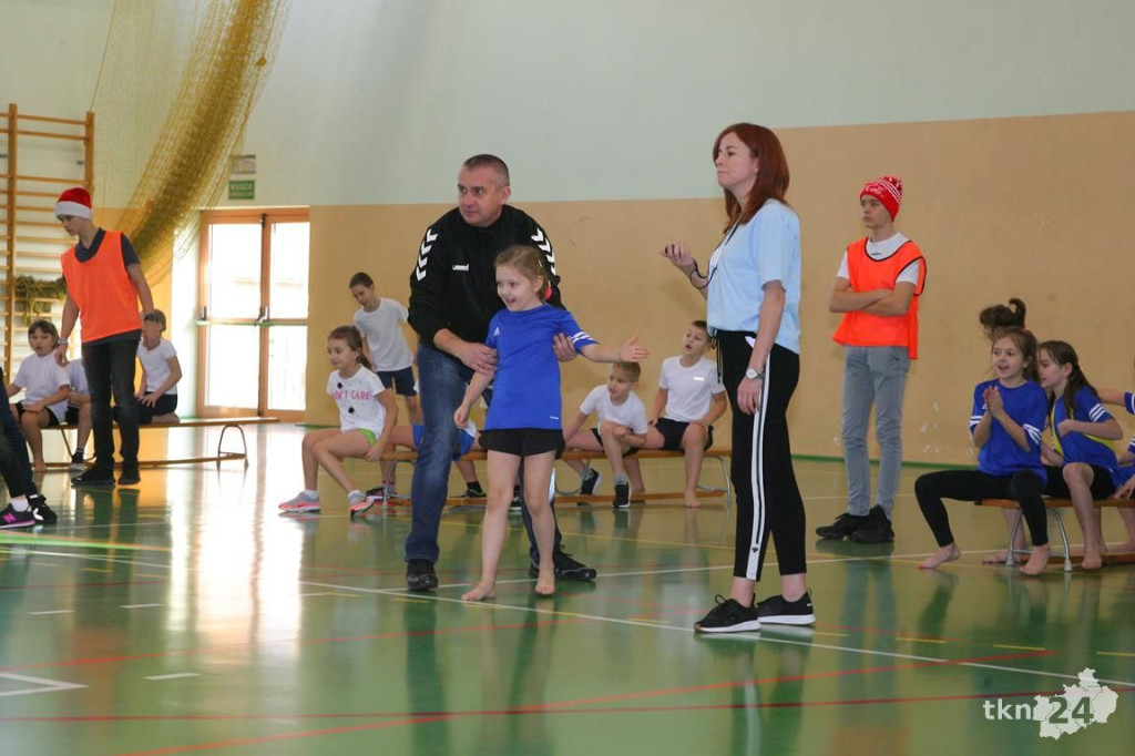 To już siedemnasty taki turniej! Za nami Mikołajkowe zmagania w Końskich! [wideo, zdjęcia]