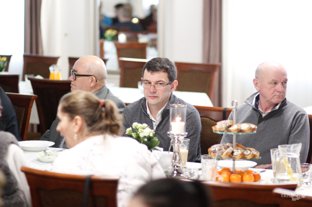Niewidomi i przyjaciele spotkali się przy wigilijnym stole [zdjęcia]