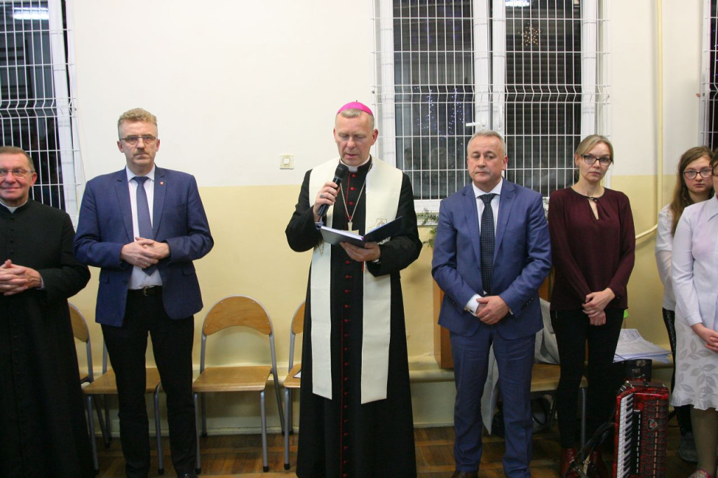 Podopieczni SOSW w Baryczy kultywowali tradycję świąt [wideo, zdjęcia]