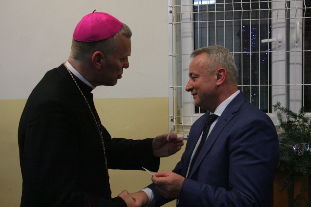 Podopieczni SOSW w Baryczy kultywowali tradycję świąt [wideo, zdjęcia]