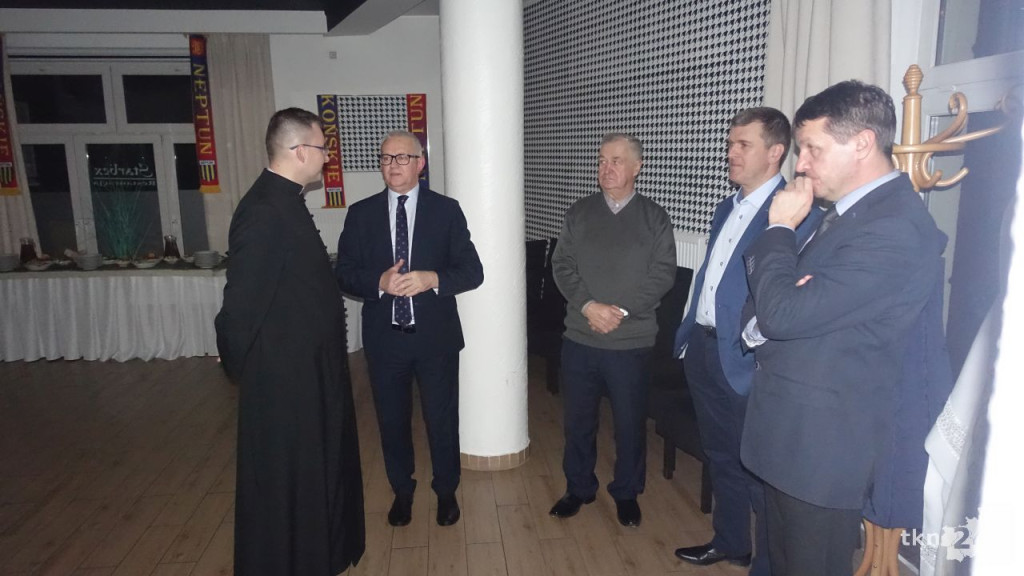 Piłkarska Wigilia Neptuna w Końskich [wideo, zdjęcia]