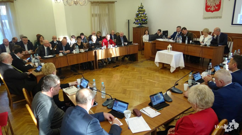 Końskie: Budżet uchwalony! Sesja była burzliwa [wideo, zdjęcia]