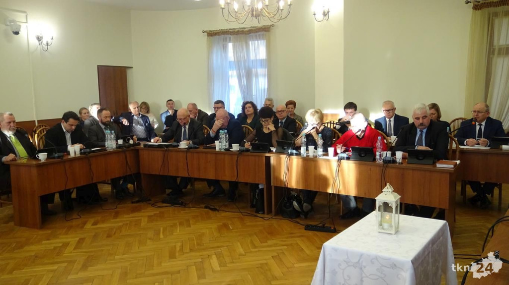 Końskie: Budżet uchwalony! Sesja była burzliwa [wideo, zdjęcia]