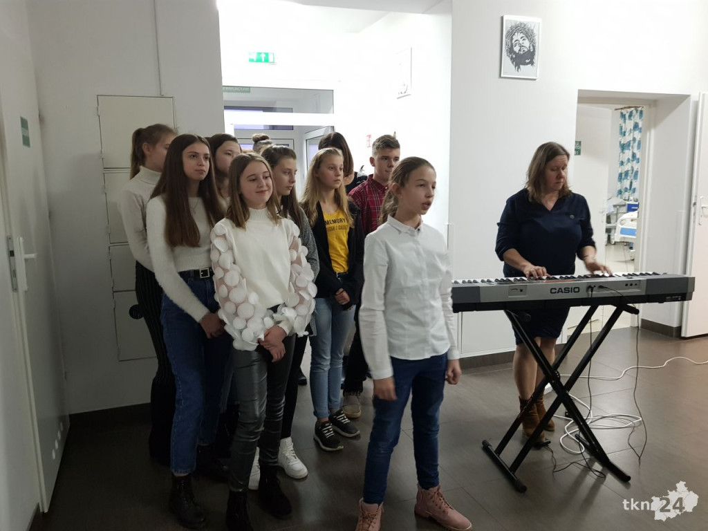 Wzruszający koncert w Hospicjum im. Sykulskiego [wideo, zdjęcia]