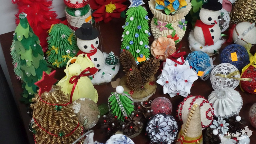 Starsi i potrzebujący spotkali się na wigilii w Pilczycy [wideo, zdjęcia]