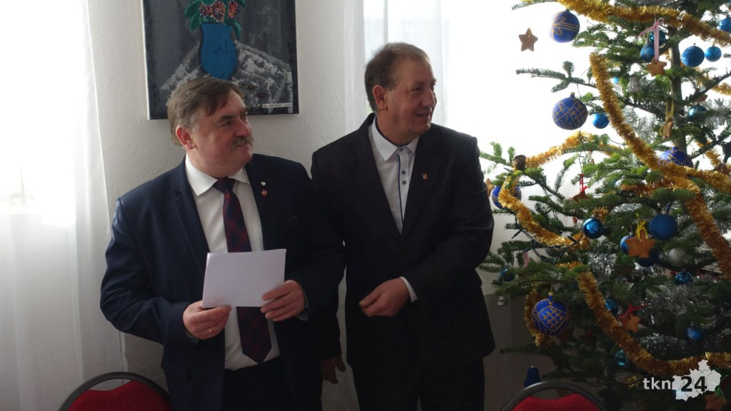 Starsi i potrzebujący spotkali się na wigilii w Pilczycy [wideo, zdjęcia]