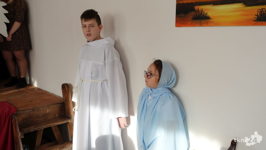 Starsi i potrzebujący spotkali się na wigilii w Pilczycy [wideo, zdjęcia]