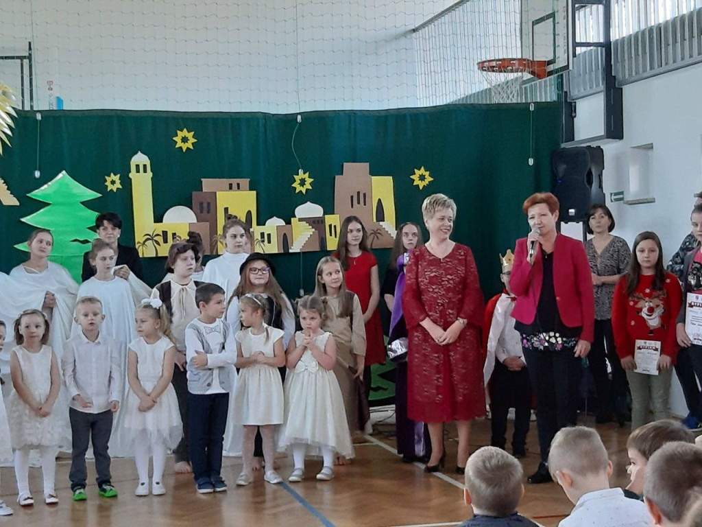 Bez słów przedstawili historię Bożego Narodzenia [zdjęcia]