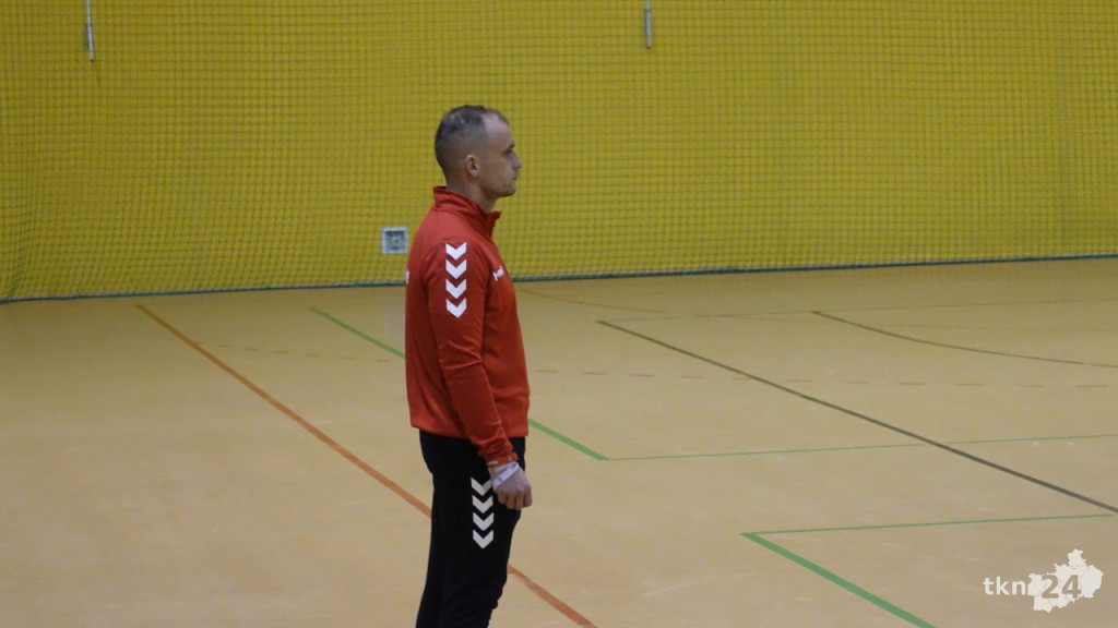 Fałków: Świąteczna rywalizacja w piłkę nożną [wideo, zdjęcia]