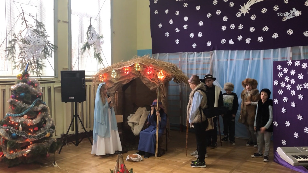 Ciekawe jasełka w małej Szkole w Gosaniu [wideo, zdjęcia]
