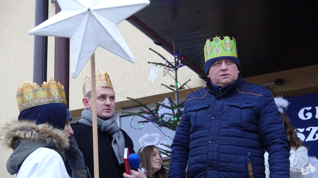 Trzej Królowie przeszli ulicami w Miedzierzy! [wideo, zdjęcia]