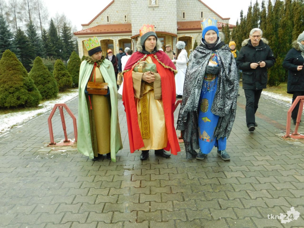 Trzej Królowie zawitali do Stąporkowa! [fotorelacja]