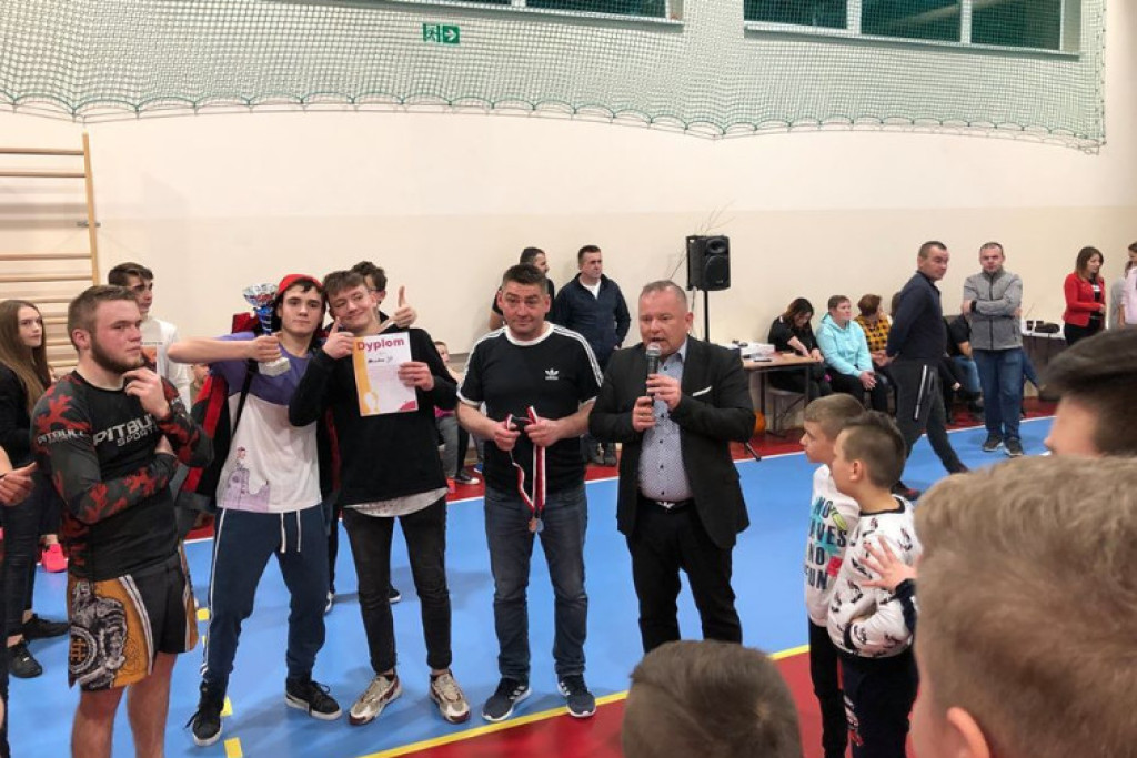 Sportowy turniej rodzinny w Kapałowie [zdjęcia]