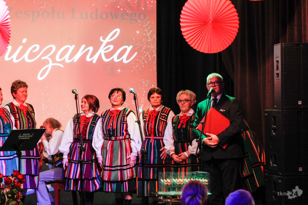 Rozśpiewany jubileusz XX-lecia zespołu `Korniczanka` [zdjęcia]