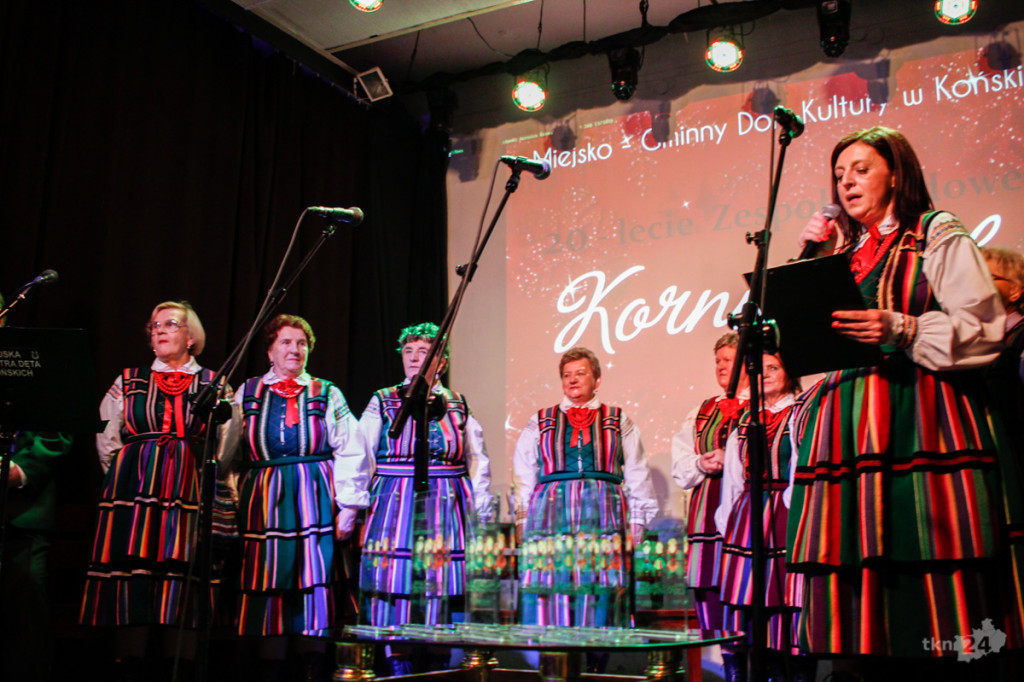 Rozśpiewany jubileusz XX-lecia zespołu `Korniczanka` [zdjęcia]