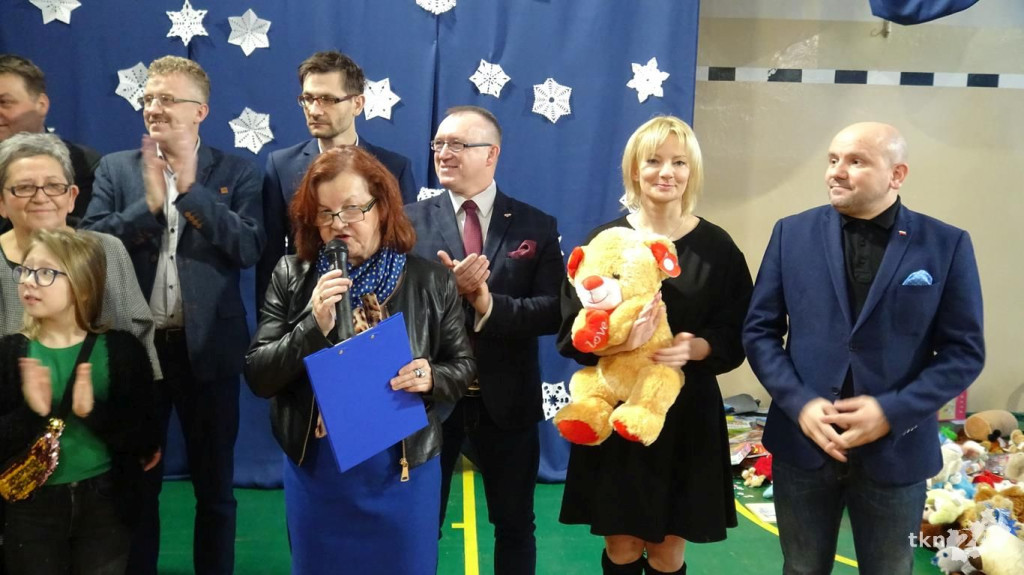 Dwudziesty raz Powiatowe Konto Pomocy pomaga poprzez mikołajkowy bal! [wideo, zdjęcia]