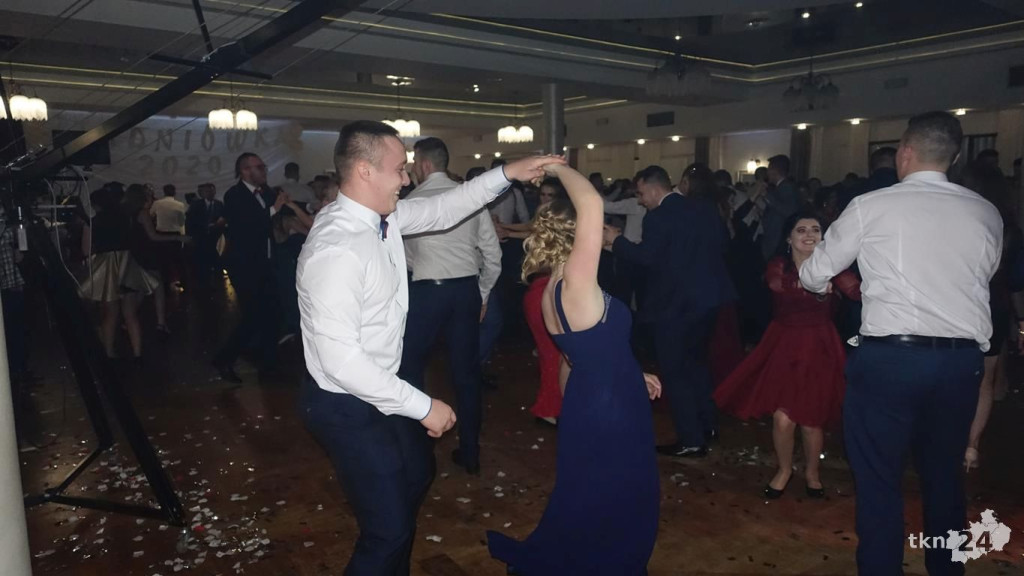 Opoczyńska studniówka szalała w Końskich z Czadomanem! [wideo, zdjęcia]