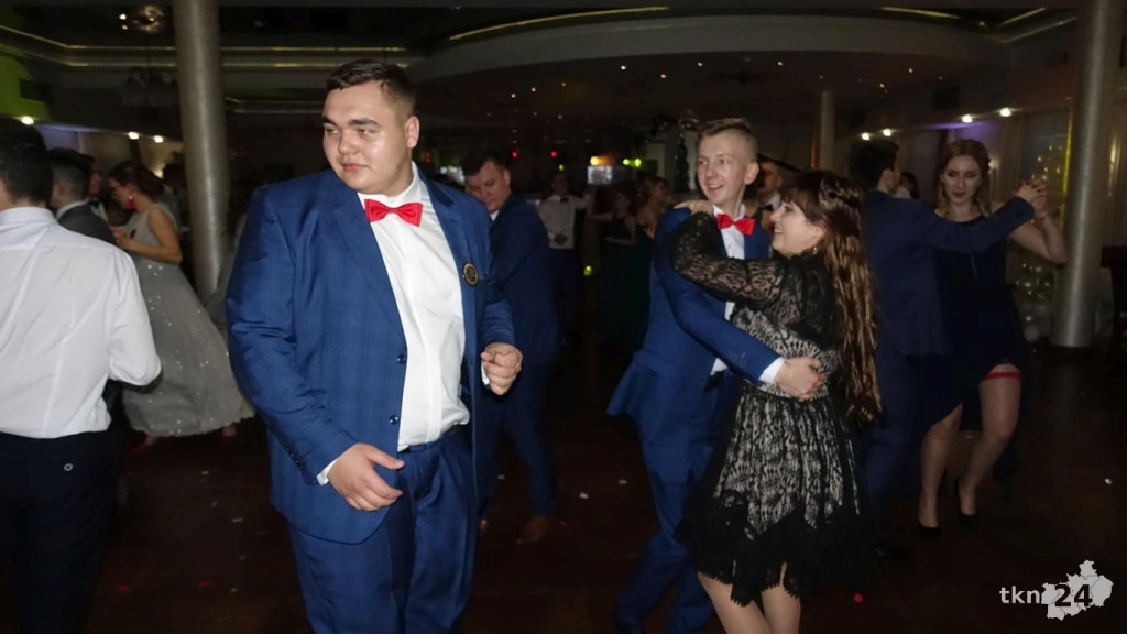 Opoczyńska studniówka szalała w Końskich z Czadomanem! [wideo, zdjęcia]