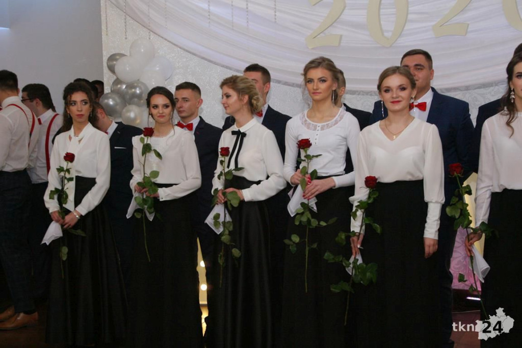 Opoczyńska studniówka szalała w Końskich z Czadomanem! [wideo, zdjęcia]