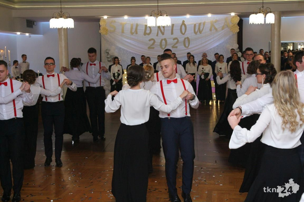 Opoczyńska studniówka szalała w Końskich z Czadomanem! [wideo, zdjęcia]