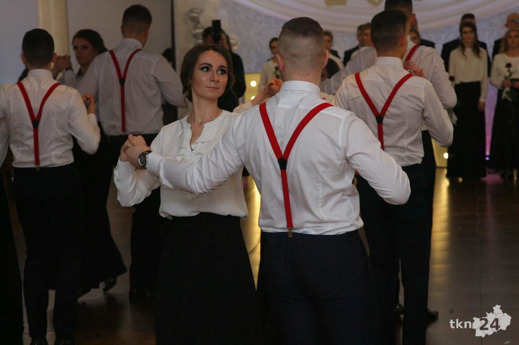 Opoczyńska studniówka szalała w Końskich z Czadomanem! [wideo, zdjęcia]