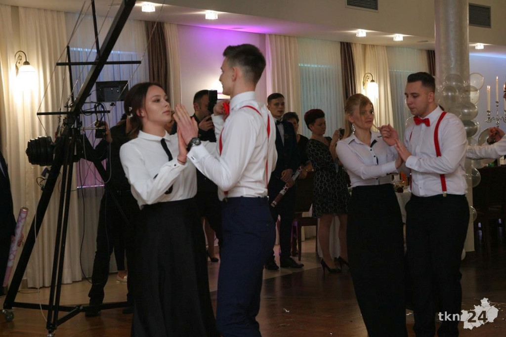 Opoczyńska studniówka szalała w Końskich z Czadomanem! [wideo, zdjęcia]