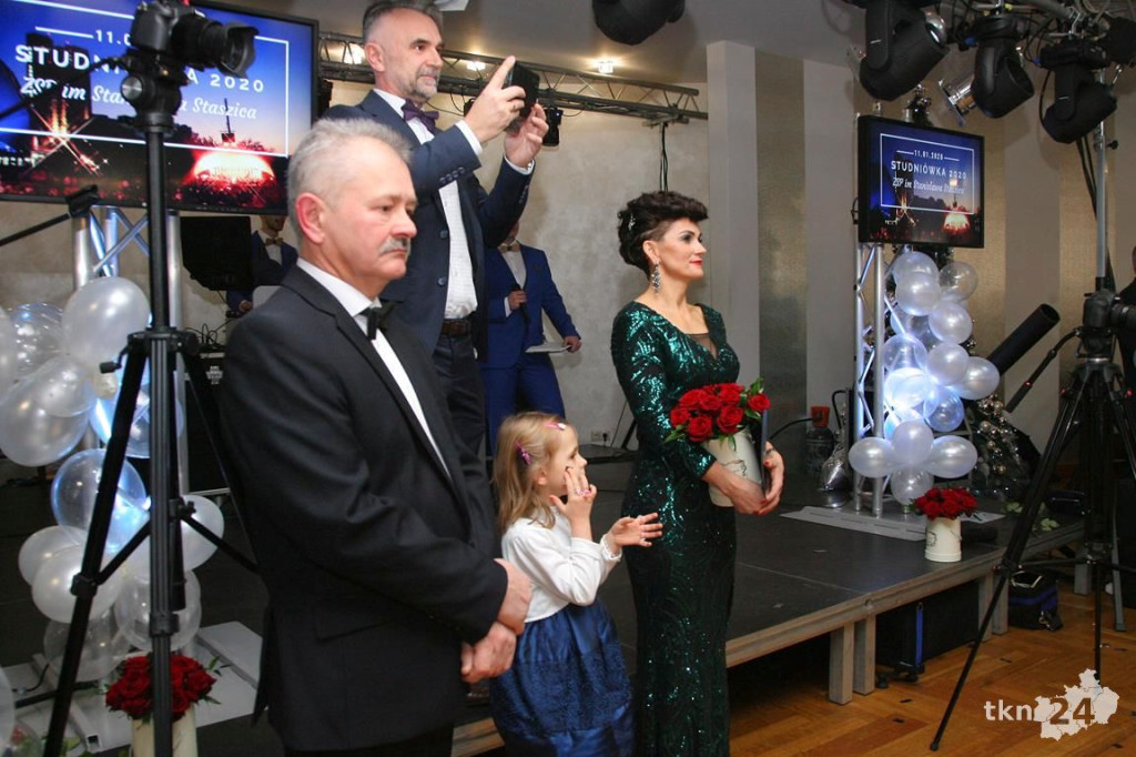 Opoczyńska studniówka szalała w Końskich z Czadomanem! [wideo, zdjęcia]