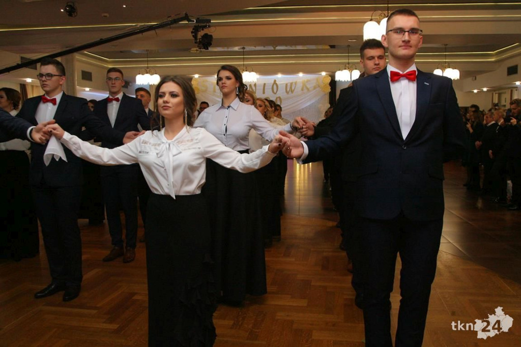 Opoczyńska studniówka szalała w Końskich z Czadomanem! [wideo, zdjęcia]