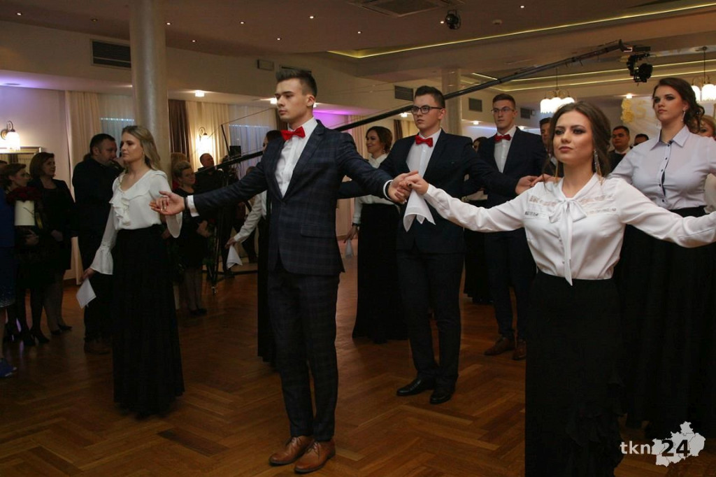 Opoczyńska studniówka szalała w Końskich z Czadomanem! [wideo, zdjęcia]