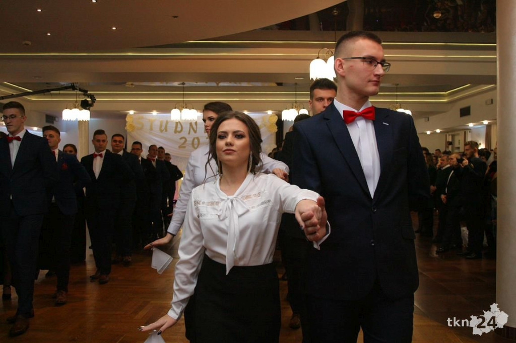 Opoczyńska studniówka szalała w Końskich z Czadomanem! [wideo, zdjęcia]